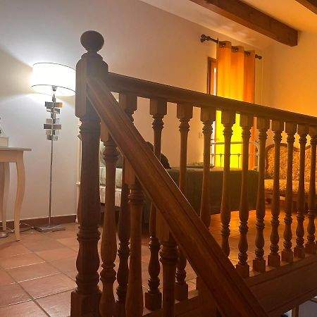 Le Mazet De Choubouloute Bed and Breakfast Saint-Gilles  Buitenkant foto